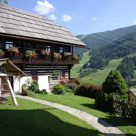 Gæstehus Kroenhof Bad Kleinkirchheim