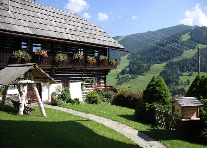 Gæstehus Kroenhof Bad Kleinkirchheim